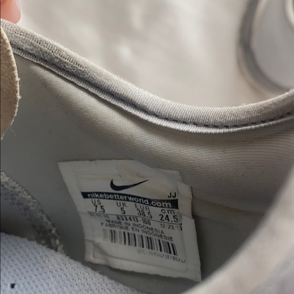 Nike Free TR 6 - Size 7.5 - Picture 4 of 4